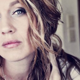 Profile Picture of April Anderson (@sunflwr23) on Pinterest