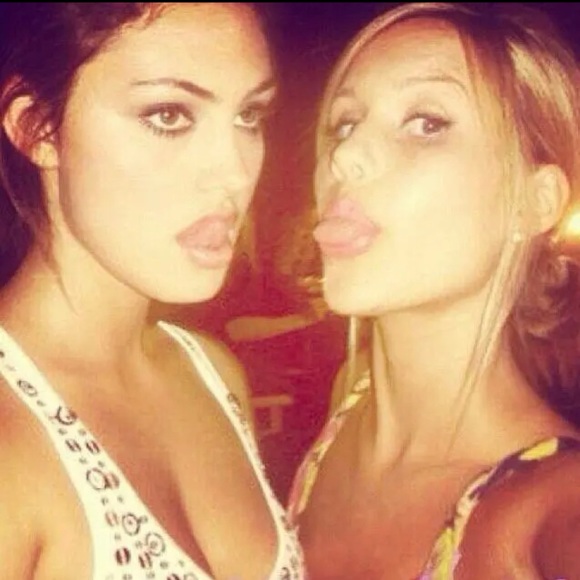 Profile Picture of Kataryna Pelinsky (@katarynap) on Poshmark