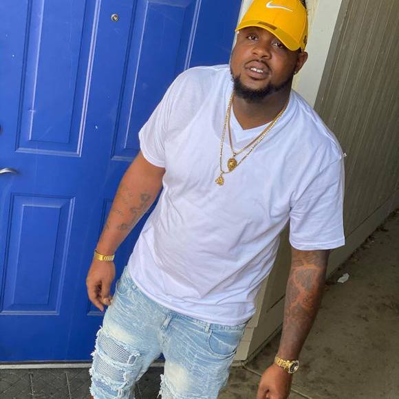 Profile Picture of Romey Romey (@59slay) on Poshmark