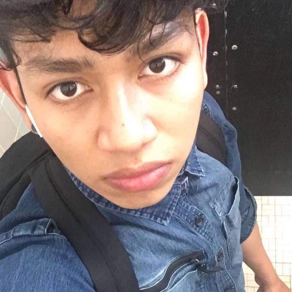 Profile Picture of Kevin Avalos (@kevinavalos213) on Poshmark