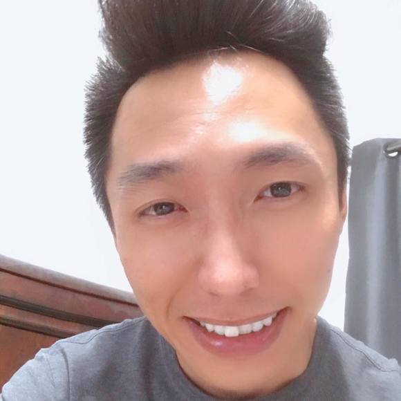 Profile Picture of Nicholas Ngo (@tommyngo99) on Poshmark