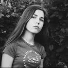 Profile Picture of   Laure (@itsslaure) on... (@itsslaure) on Tiktok