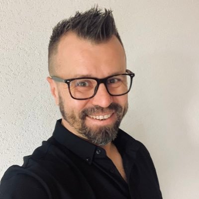 Profile Picture of Tomasz (@TomTchorowski) on Twitter