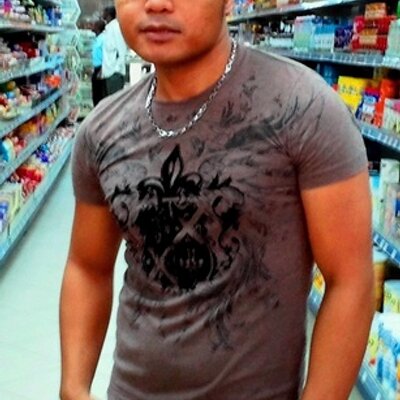 Profile Picture of Yuri James Sereno (@Jamesthehunk74) on Twitter