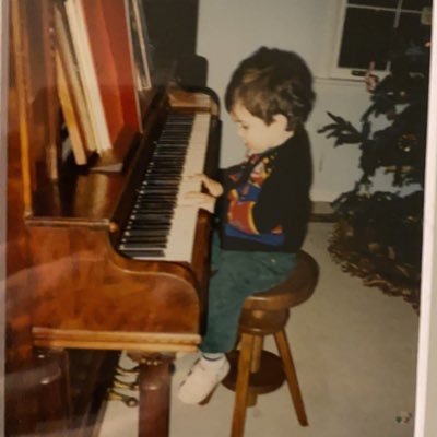 Profile Picture of Russell Blackburn (@RussellBBurn) on Twitter