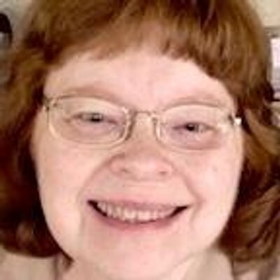 Profile Picture of Phyllis Cox (@pcox_edit) on Twitter