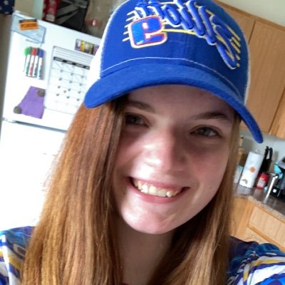 Profile Picture of Elizabeth Whalen (@liza_2324) on Twitter