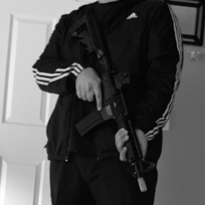 Profile Picture of Gavin Graves (@GavinGraves666) on Twitter