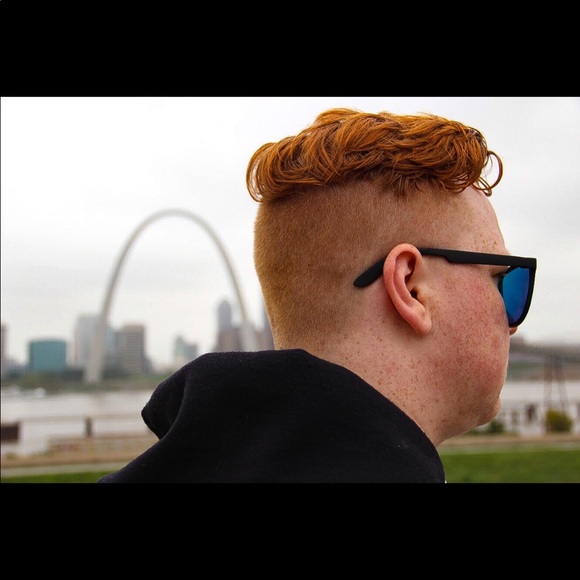 Profile Picture of Zach Schaefer (@zachman204) on Poshmark