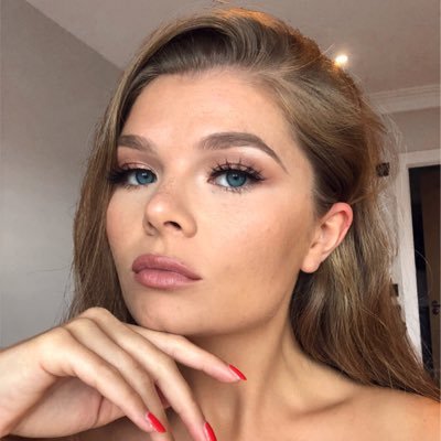 Profile Picture of Hannah Cutts (@hannacutts) on Twitter