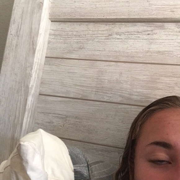 Profile Picture of Marisa Kolakowski (@marisakk27) on Poshmark