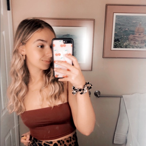 Profile Picture of Jillian Faulconer (@j_faulconer) on Poshmark