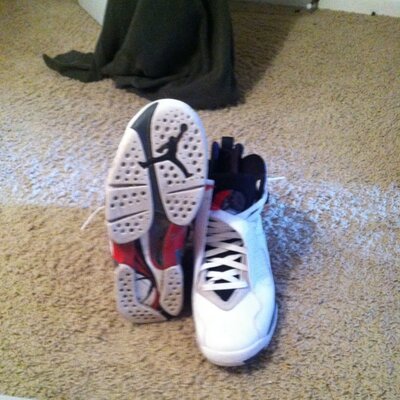 Profile Picture of Evan Wilkinson (@RushYoUNE) on Twitter