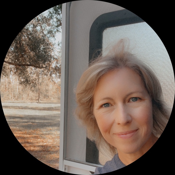 Profile Picture of Tanya Ranney (@tanya_ranney) on Poshmark