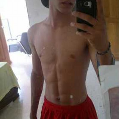 Profile Picture of Chris Veloz (@@chrisops24) on Twitter