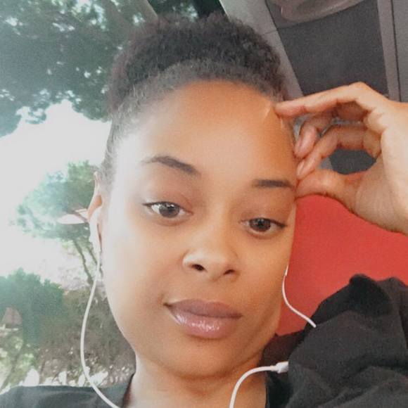 Profile Picture of Stacy Kolb (@kolb38) on Poshmark