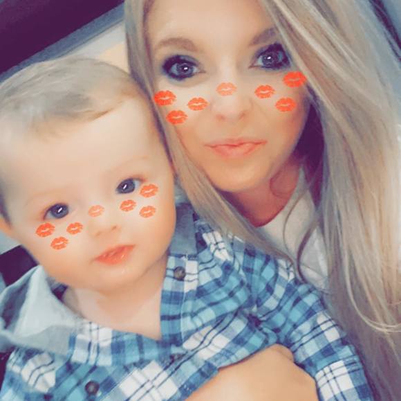 Erica Mcgaughey - Poshmark Profile Picture of Erica Mcgaughey (@ericakm12) on Poshmark