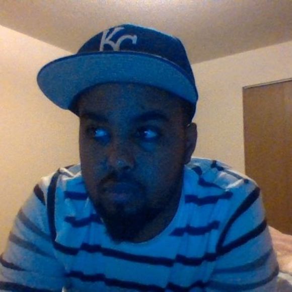 Profile Picture of Ismail Mohamed (@maniesh1986) on Poshmark