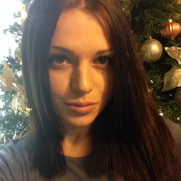 Profile Picture of Vira Gamza (@viragamza) on Poshmark
