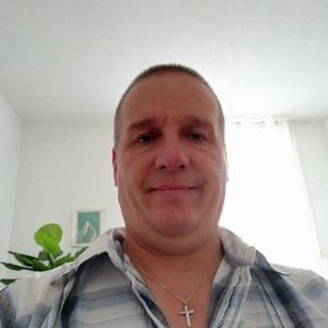 Profile Picture of Richard Lewandowski (@Richard15357344) on Twitter