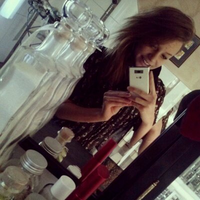 Profile Picture of Lisawurzer ♡ (@wurzer155) on Twitter