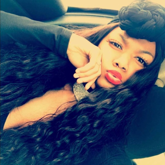 Profile Picture of Hatice Coley (@chanteusee) on Poshmark