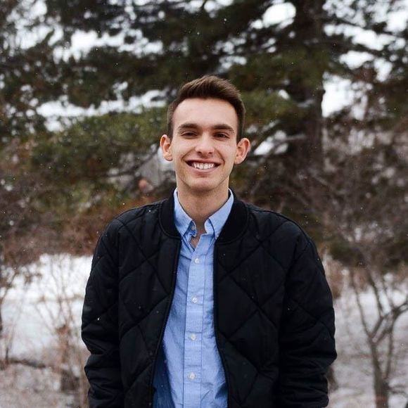 Profile Picture of Brandon Roiger (@broiger) on Poshmark