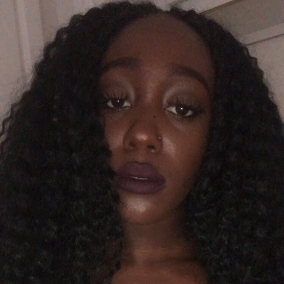 Profile Picture of Koryn Webb (@kokogodesss) on Poshmark