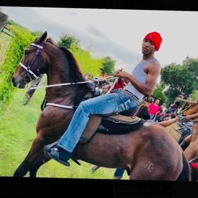 Profile Picture of Gregory Isaac (@LuhThuncho15) on Twitter