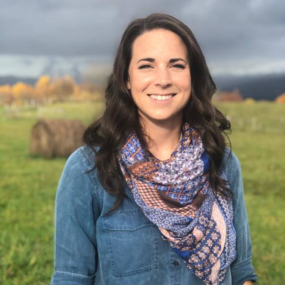 Holly Tolley - Poshmark Profile Picture of Holly Tolley (@zhdm24) on Poshmark