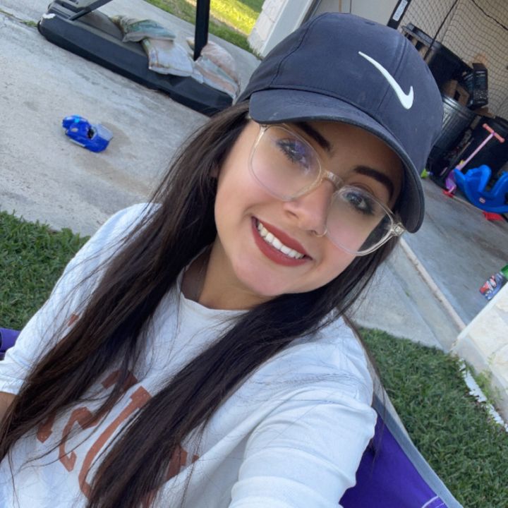 Profile Picture of crystal lozano (@lozcrystal) on Tiktok