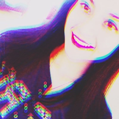 Profile Picture of Hey Its Andrea (@And09Andrea) on Twitter