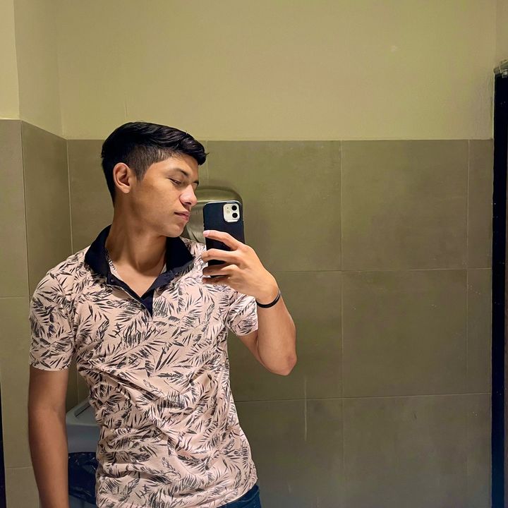Profile Picture of Renato (@rene.arga) on Tiktok