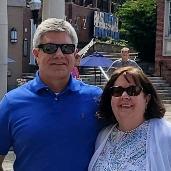 Profile Picture of Kathy Homan (@handil22) on Poshmark