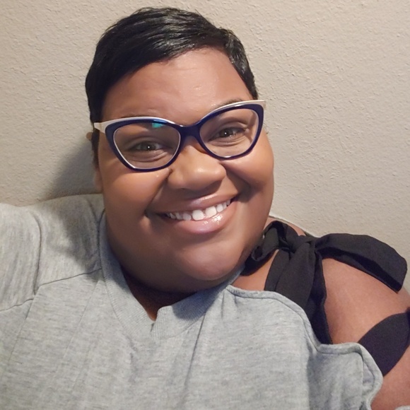 Profile Picture of Jessica Lackey (@misslackey) on Poshmark