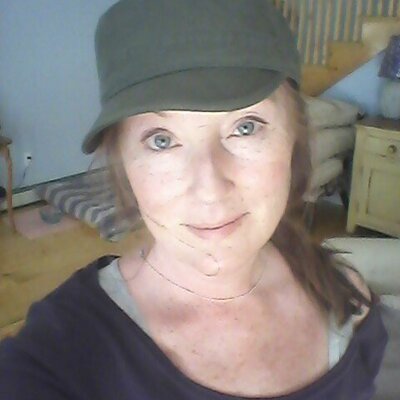 Profile Photo of Carol Ann MacKinnon (@MertzyWertzy) on Twitter