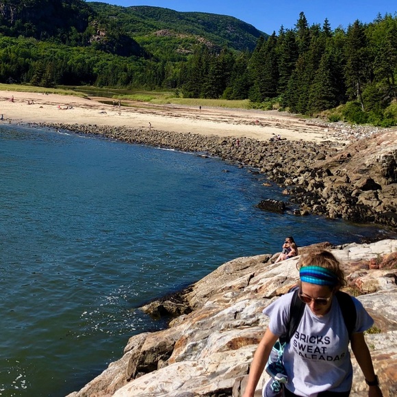 Profile Picture of Luanne Zimmermann (@luanne_z) on Poshmark