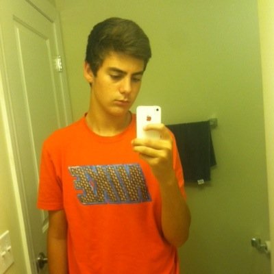 Profile Picture of Ben Henninger (@b_henninger29) on Twitter