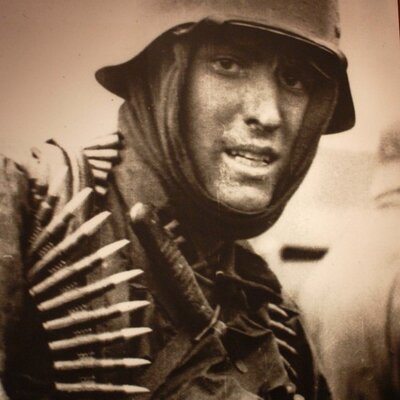 Profile Picture of Andrew Kasten (@rooster1040) on Twitter