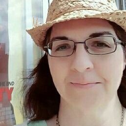 Profile Picture of Kim Thompson (@kimthompson1968) on Twitter