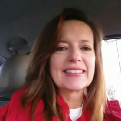 Profile Picture of Nancy OBrien (@nancyobie) on Twitter