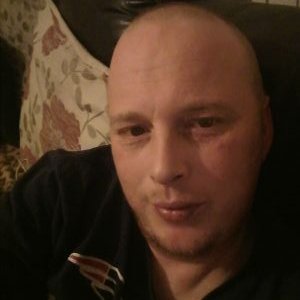 Profile Picture of Robert J Hassall (@RobertjHassall5) on Twitter