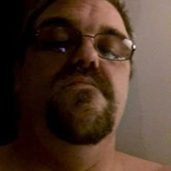 Profile Picture of Christopher Bartley (@terryb44) on Poshmark