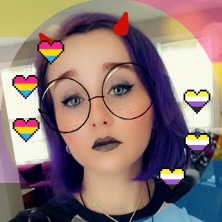 Profile Picture of Sarah Toth (@tyranasarahus) on Instagram