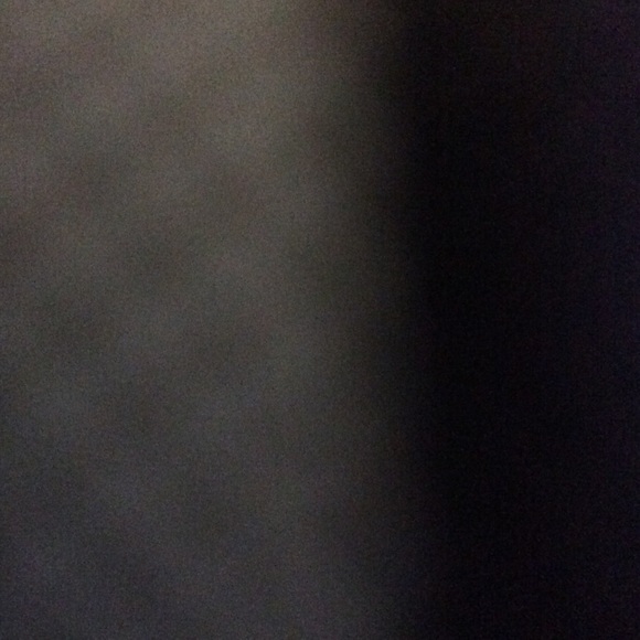 Profile Picture of Celeste Waloogi (@celestew000999) on Poshmark