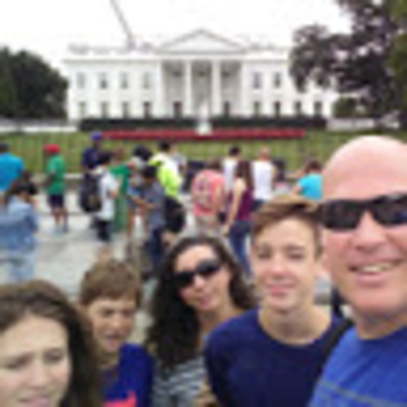 Profile Picture of David Marvin (@david_marvin) on Poshmark