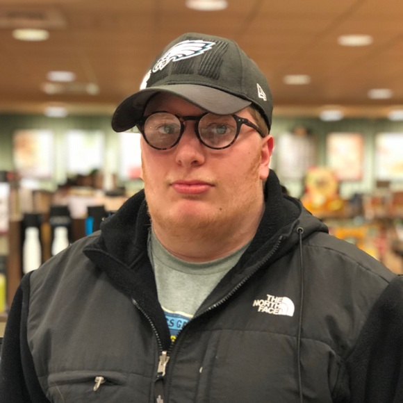 Profile Picture of Matt Sauro (@mattsauro) on Poshmark