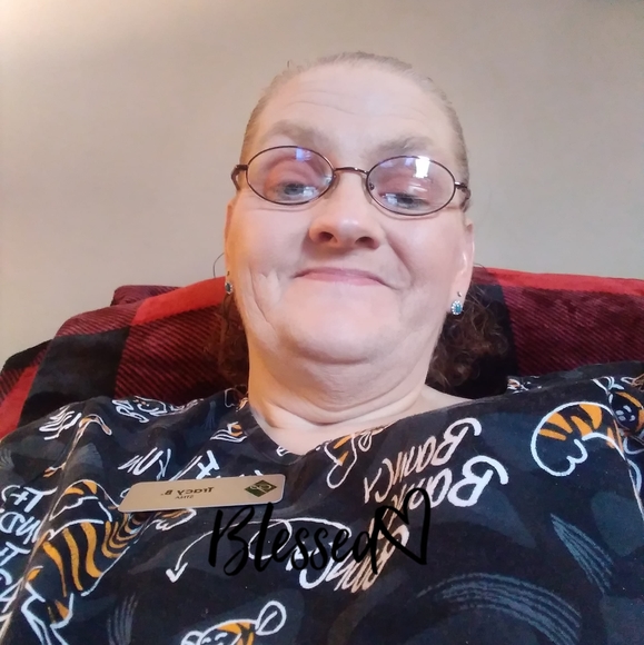 Profile Picture of Tracy Bradley-tuttle (@meanmomma01) on Poshmark