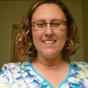 Profile Picture of cassandra Mullins (@hillbillyc) on Pinterest