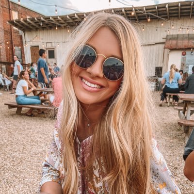 Profile Picture of Jules Moran Thomas (@jules_moran_) on Twitter